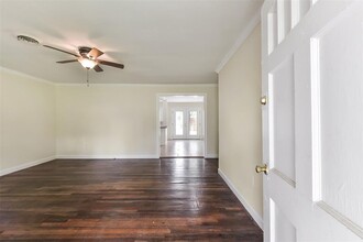 708 E Republic Ave in Baytown, TX - Building Photo - Building Photo