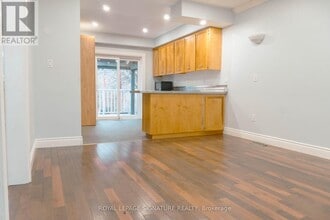 83 Hammond Rd in Mississauga, ON - Building Photo - Building Photo