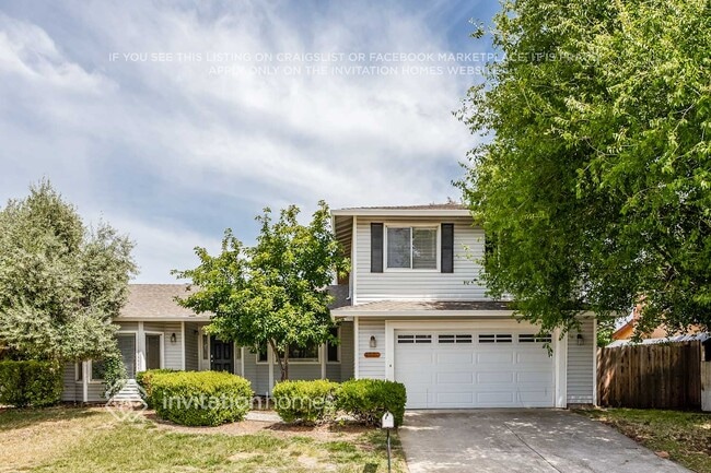 131 Regent Dr in Pittsburg, CA - Building Photo - Building Photo
