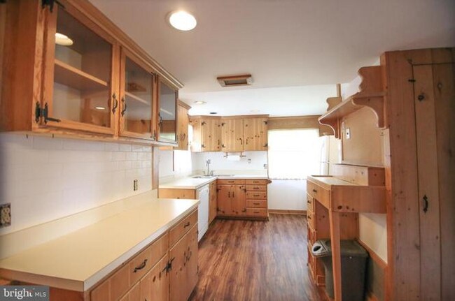 46 Woodland Ave in Ewing Township, NJ - Building Photo - Building Photo