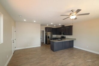 397 W Willow Dr in Kanab, UT - Building Photo - Building Photo