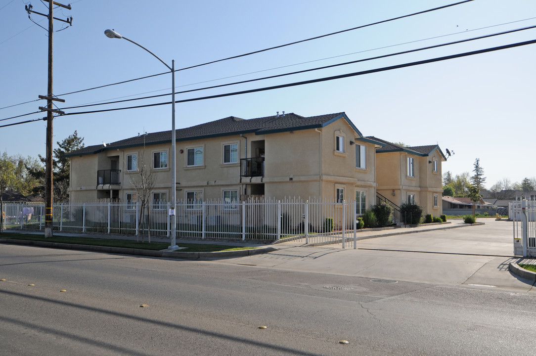 Mi Casa Apartments in Merced, CA - Building Photo