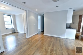 East 100th Street in New York, NY - Building Photo - Building Photo