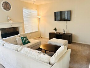 15922 Cutten Rd in Houston, TX - Building Photo - Building Photo