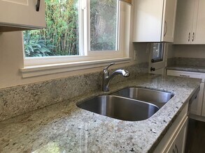 5721 Carnegie St in San Diego, CA - Building Photo - Building Photo