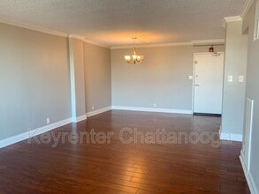 1131 Stringers Ridge Rd in Chattanooga, TN - Building Photo - Building Photo