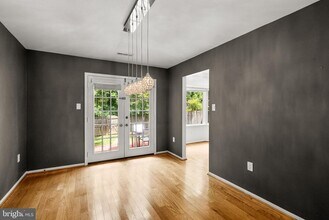 7547 Coddle Harbor Ln in Potomac, MD - Building Photo - Building Photo