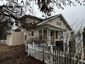 304 N Roney St in Carl Junction, MO - Building Photo - Building Photo