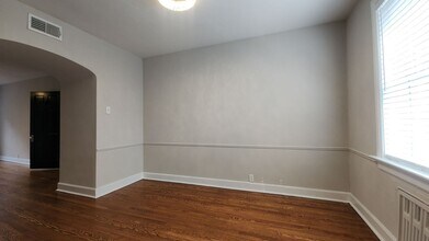 7754 Kingsbury Blvd, Unit 1 in Clayton, MO - Building Photo - Building Photo