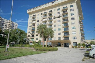 2109 Bayshore Blvd, Unit 306 in Tampa, FL - Building Photo