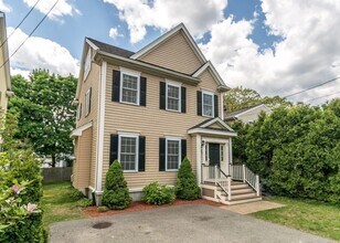 67 Trimount Ave in Waltham, MA - Building Photo - Building Photo