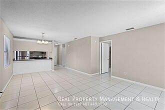 2532 Kamnic Ct in Winter Park, FL - Building Photo - Building Photo