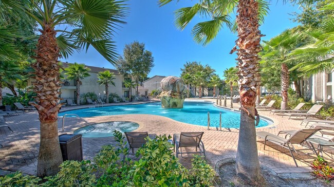 *Campus Palms Apartments- USF STUDENT LIVING*