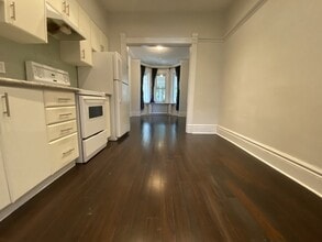 329 Concord Ave in Toronto, ON - Building Photo - Building Photo