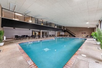 Poplar Bridge in Bloomington, MN - Building Photo - Building Photo