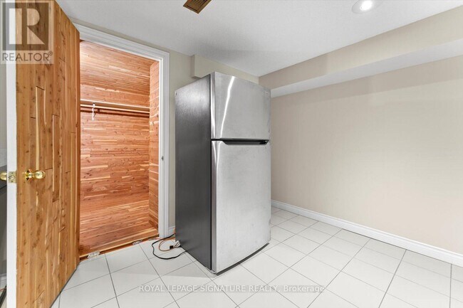89 Risebrough Ave in Toronto, ON - Building Photo - Building Photo