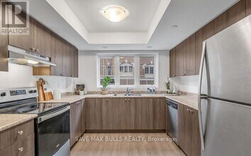 146 Giboulee Path in Oshawa, ON - Building Photo - Building Photo