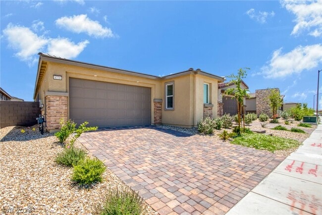 9770 Redwood Cascade St in Las Vegas, NV - Building Photo - Building Photo