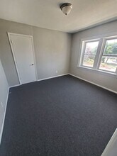 2214-2220 W Hopkins St. (8 Unit) in Milwaukee, WI - Foto de edificio - Interior Photo