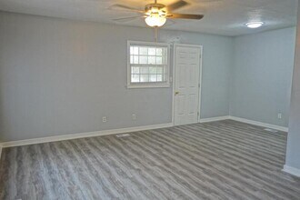 3202 Berkley St SW in Huntsville, AL - Building Photo - Building Photo