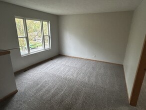 2910 N 42nd St in Lincoln, NE - Building Photo - Building Photo