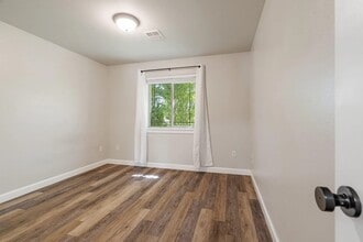 1819 N Center Ln in Spokane Valley, WA - Building Photo - Building Photo