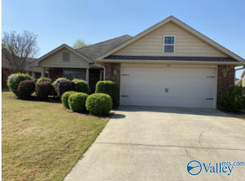 212 Grantham Cir in Madison, AL - Building Photo