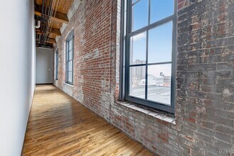 2647 Locust St in St. Louis, MO - Foto de edificio - Building Photo