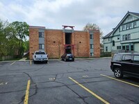 460 Fulton St E, Unit 2