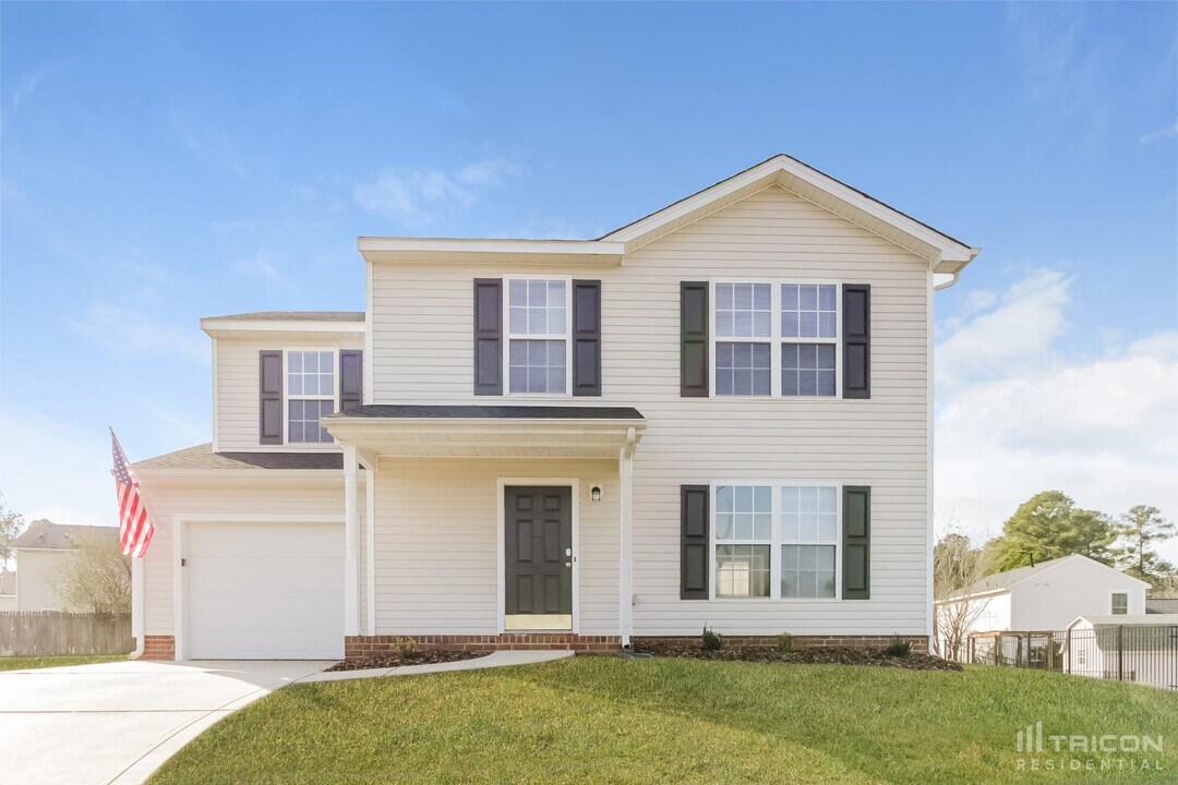 2608 Misty Cove Pl NE in Kannapolis, NC - Building Photo