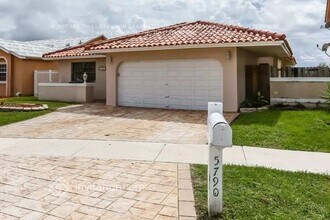 5790 SW 156th Ct in Miami, FL - Building Photo - Building Photo