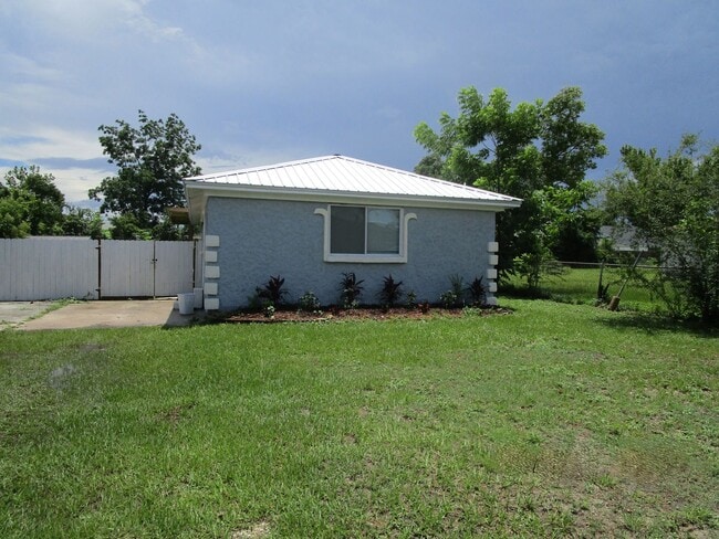 3020 Selma Ave in Panama City, FL - Building Photo - Building Photo