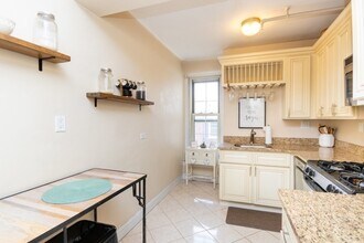 1450 Beacon St in Boston, MA - Building Photo - Building Photo