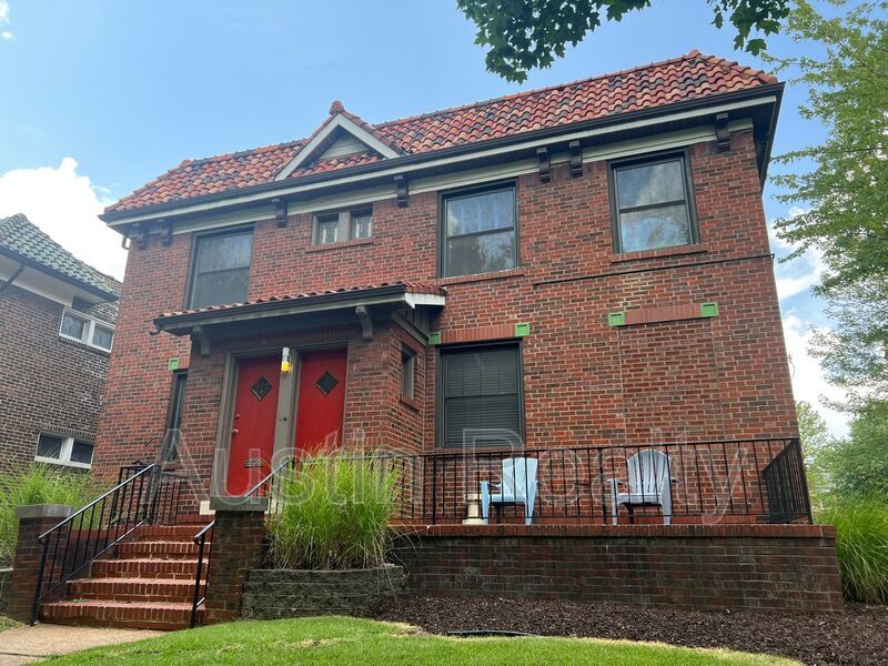 1101 Ralph Ter in St. Louis, MO - Building Photo