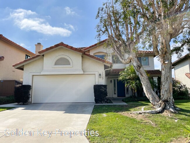 2027 Sequoia Crest in Vista, CA - Foto de edificio - Building Photo