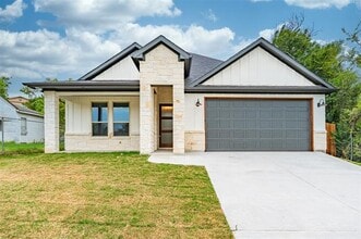 9219 Dale Ln Ct in White Settlement, TX - Building Photo - Building Photo