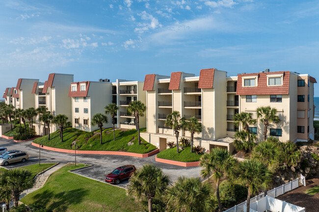 Windjammer Condominiums in St. Augustine, FL - Building Photo - Building Photo