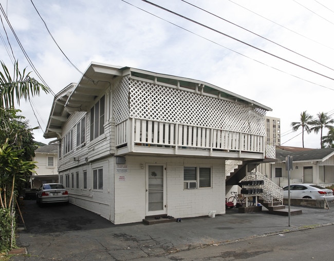 1718 Clark St in Honolulu, HI - Building Photo - Building Photo