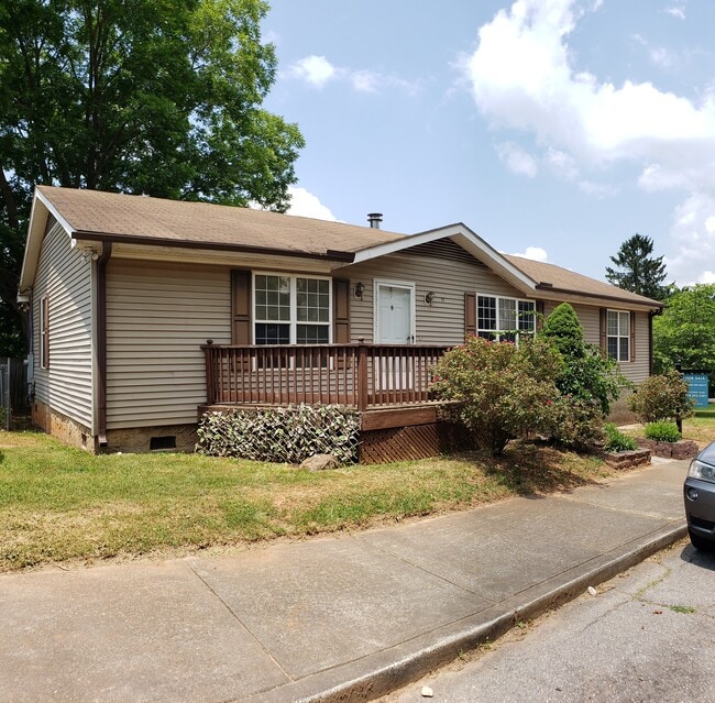 property at 11 Ora St