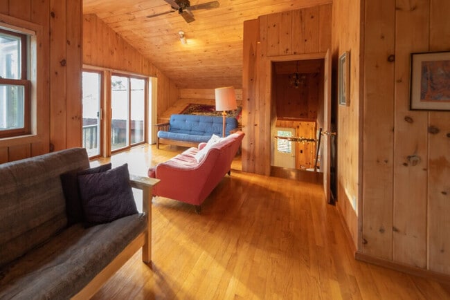 property at 4168 Lake Shore Dr