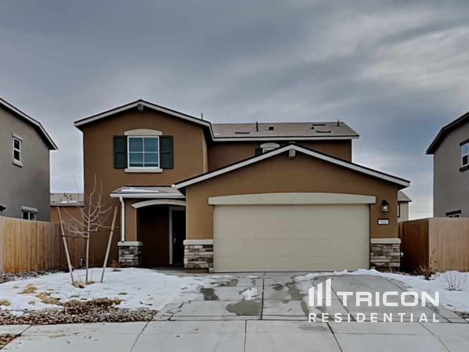 904 Convair Ct in Reno, NV - Building Photo