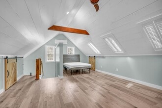 10 Wallace Brook Rd in Brookline, NH - Building Photo - Building Photo