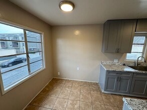 1901 Cedar Ave in Long Beach, CA - Building Photo - Building Photo