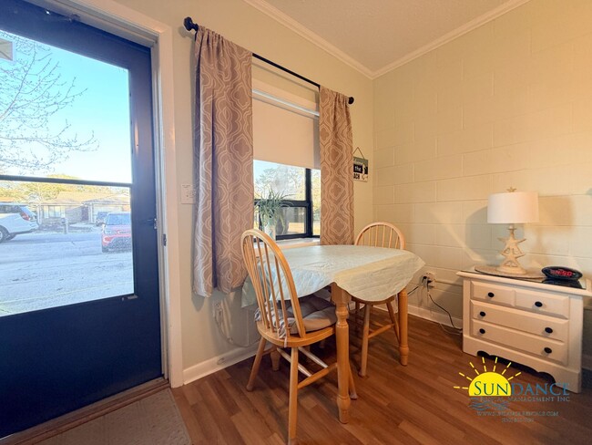 85 5th St in Shalimar, FL - Building Photo - Building Photo