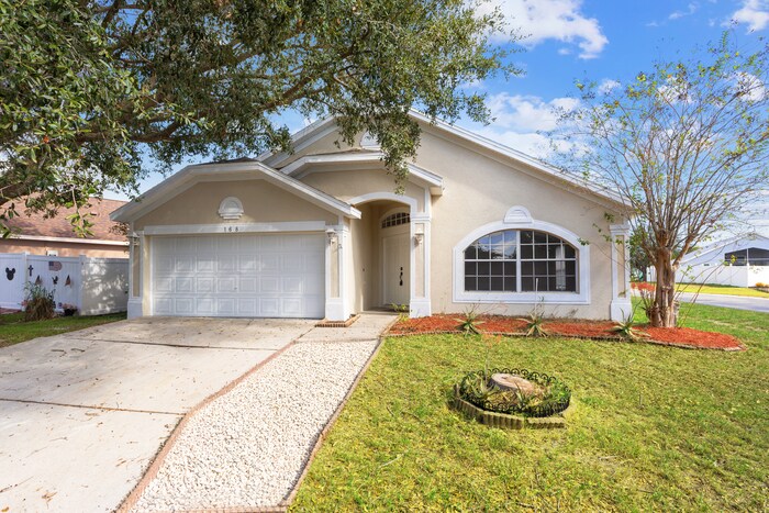 168 Sir Phillips Dr in Davenport, FL - Building Photo