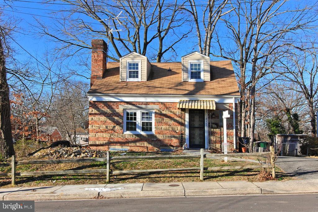 2104 S Nelson St in Arlington, VA - Building Photo