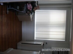 121 Park Dr, Unit 38 in Boston, MA - Foto de edificio - Building Photo