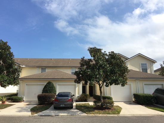 918 Southern Creek Dr in Jacksonville, FL - Foto de edificio