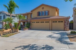 3255 Bighorn Cir in Corona, CA - Building Photo