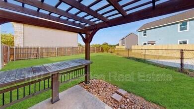 2830 Horseback Dr in College Station, TX - Building Photo - Building Photo